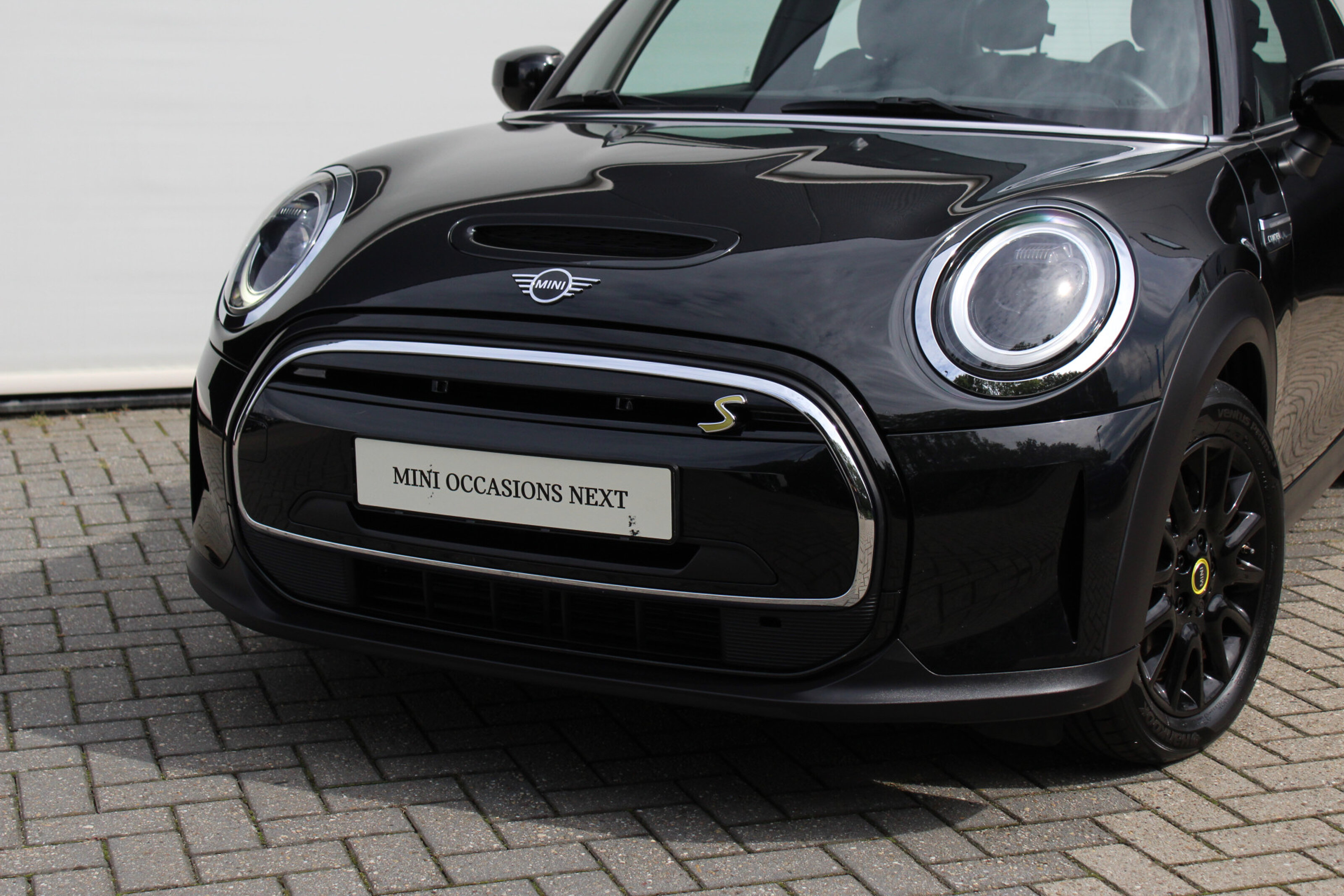 MINI Electric 9
