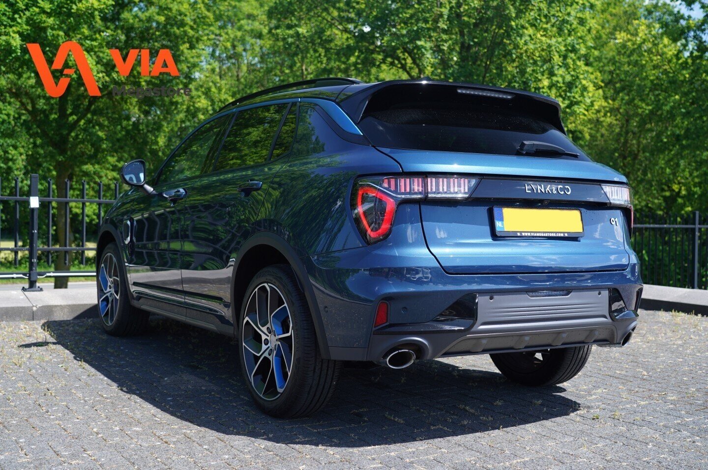 Lynk & Co 01 Lynk&Co 1.5 PHEV | NETTE AUTO!| Pano | Memory | 360º | Infinity | Donkere Hemel - Afbeelding 4