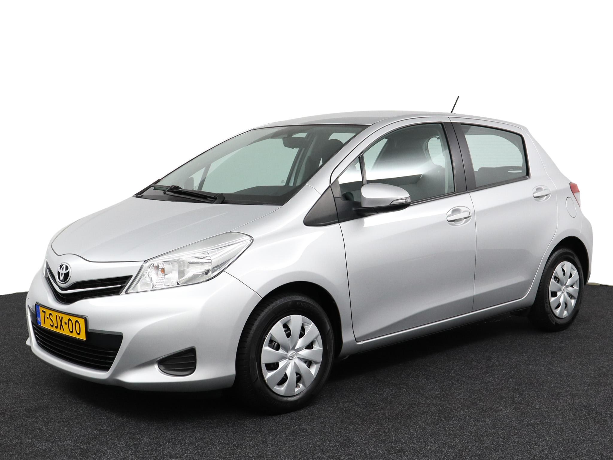 Toyota Yaris 1.3 VVT-i Now