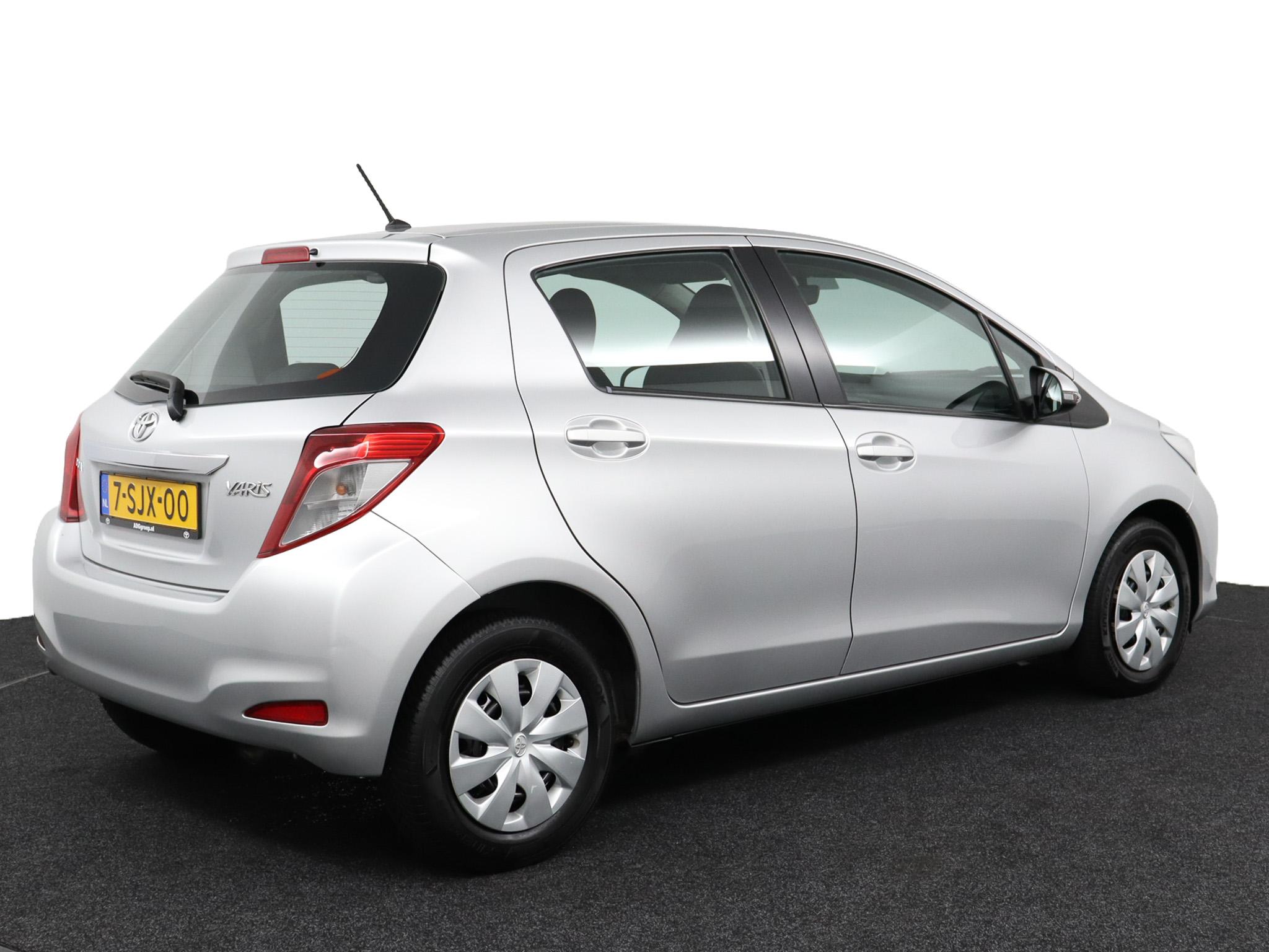 Toyota Yaris 1.3 VVT-i Now - Afbeelding 2