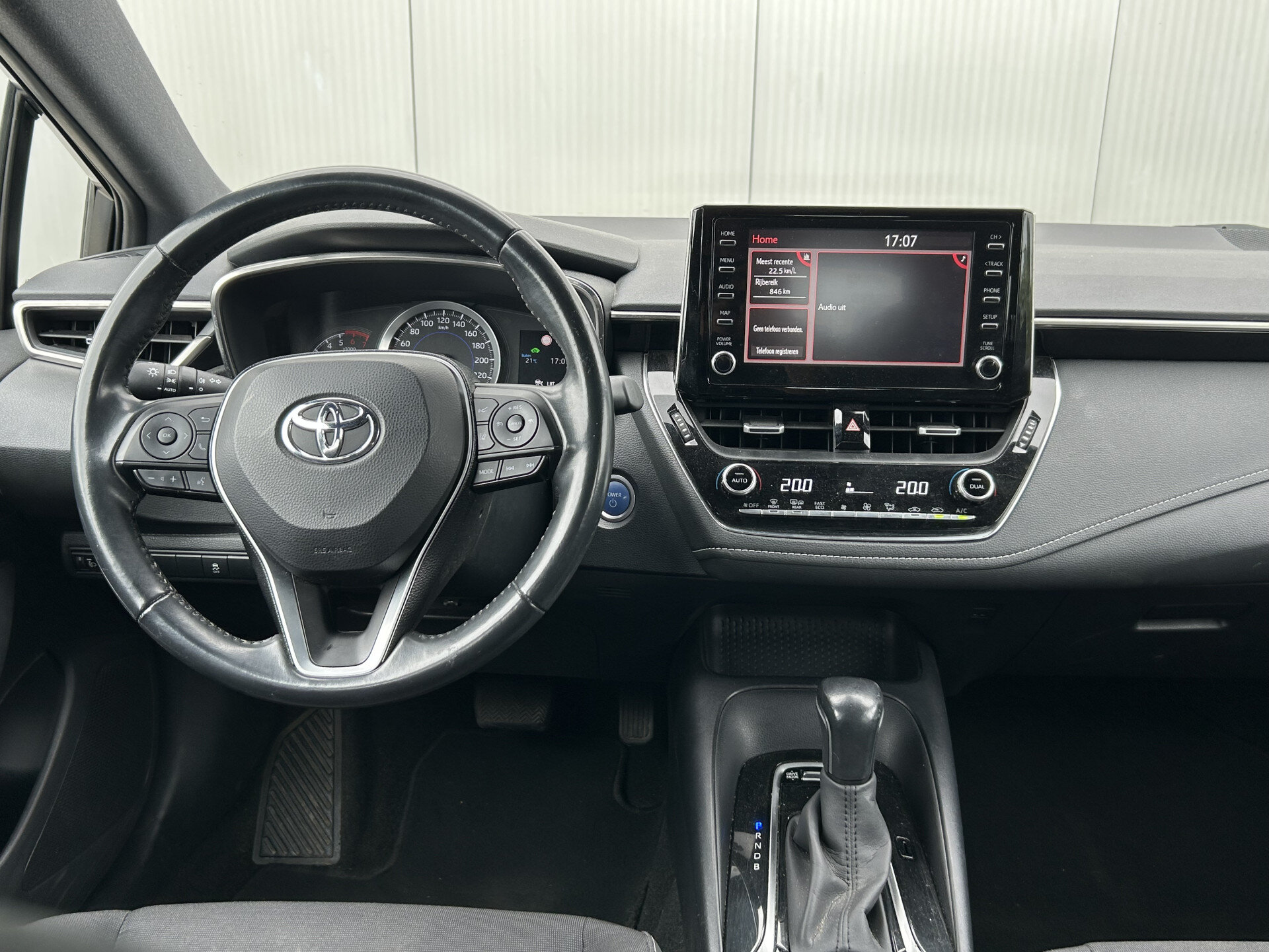 Toyota Corolla 1.8 Hybrid Active Automaat - Afbeelding 2