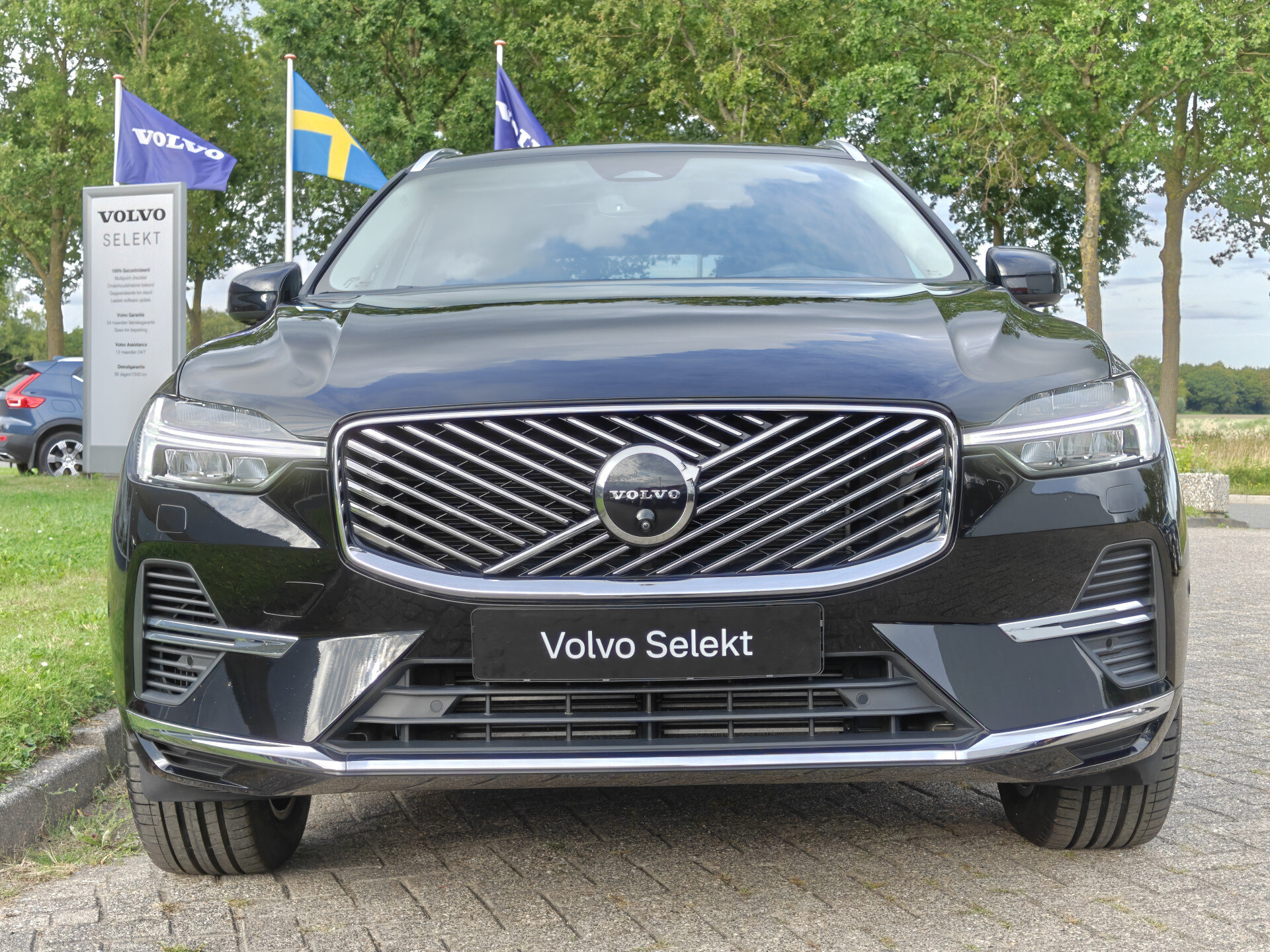 Volvo XC60 T6 AWD 350PK Plug-in Hybrid Plus Bright - Afbeelding 2