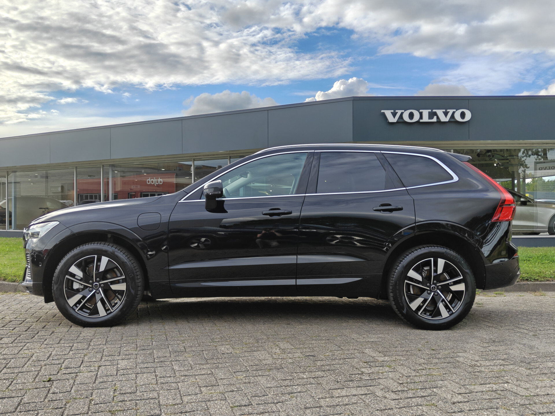 Volvo XC60 T6 AWD 350PK Plug-in Hybrid Plus Bright - Afbeelding 5