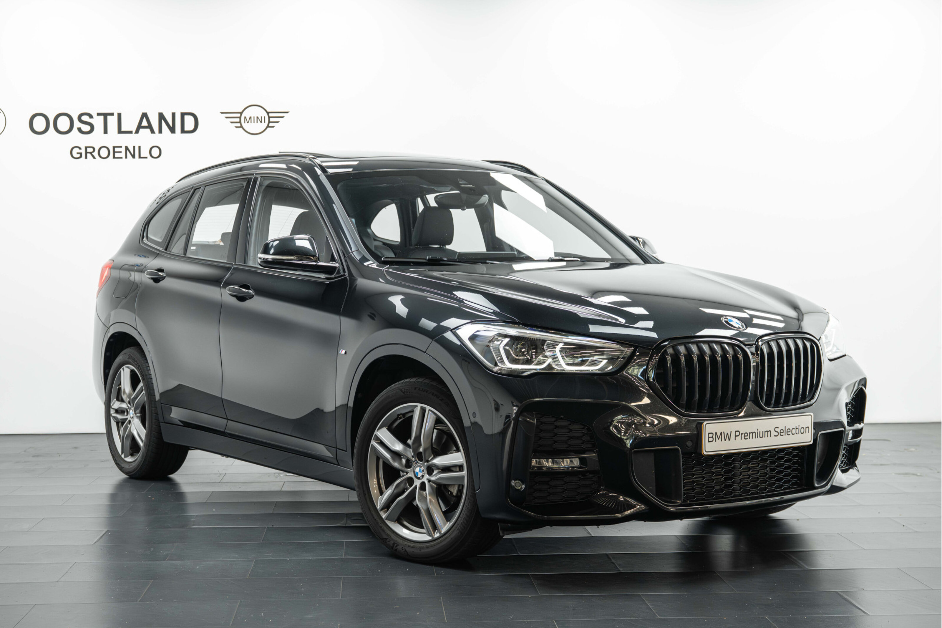 BMW X1 sDrive18i Executive M Sport Automaat