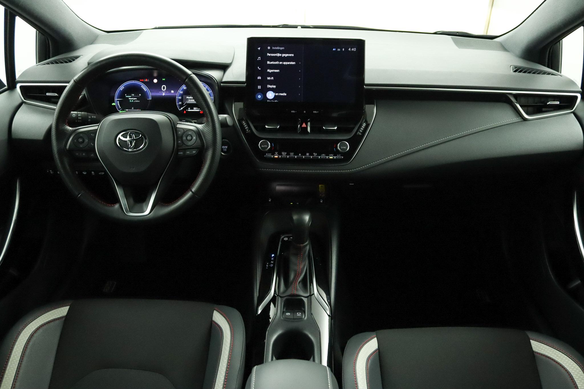 Toyota Corolla Touring Sports Hybrid 200 GR Sport - Afbeelding 4