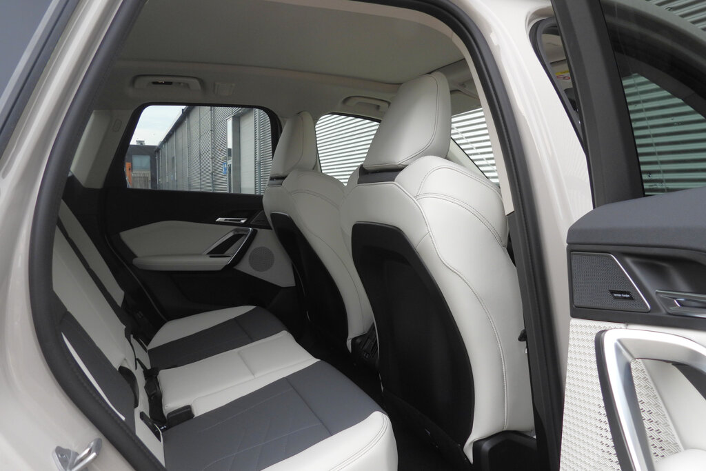 BMW X1 24