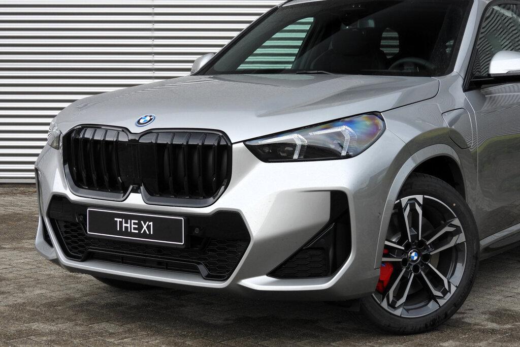 BMW X1 6