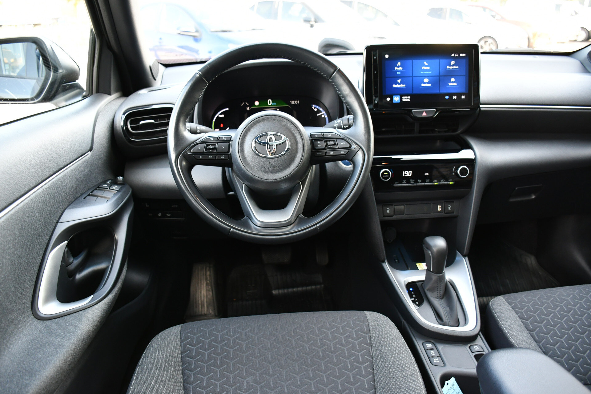 Toyota Yaris Cross 1.5 Hybrid Dynamic Limited Automaat 116pk - Afbeelding 2
