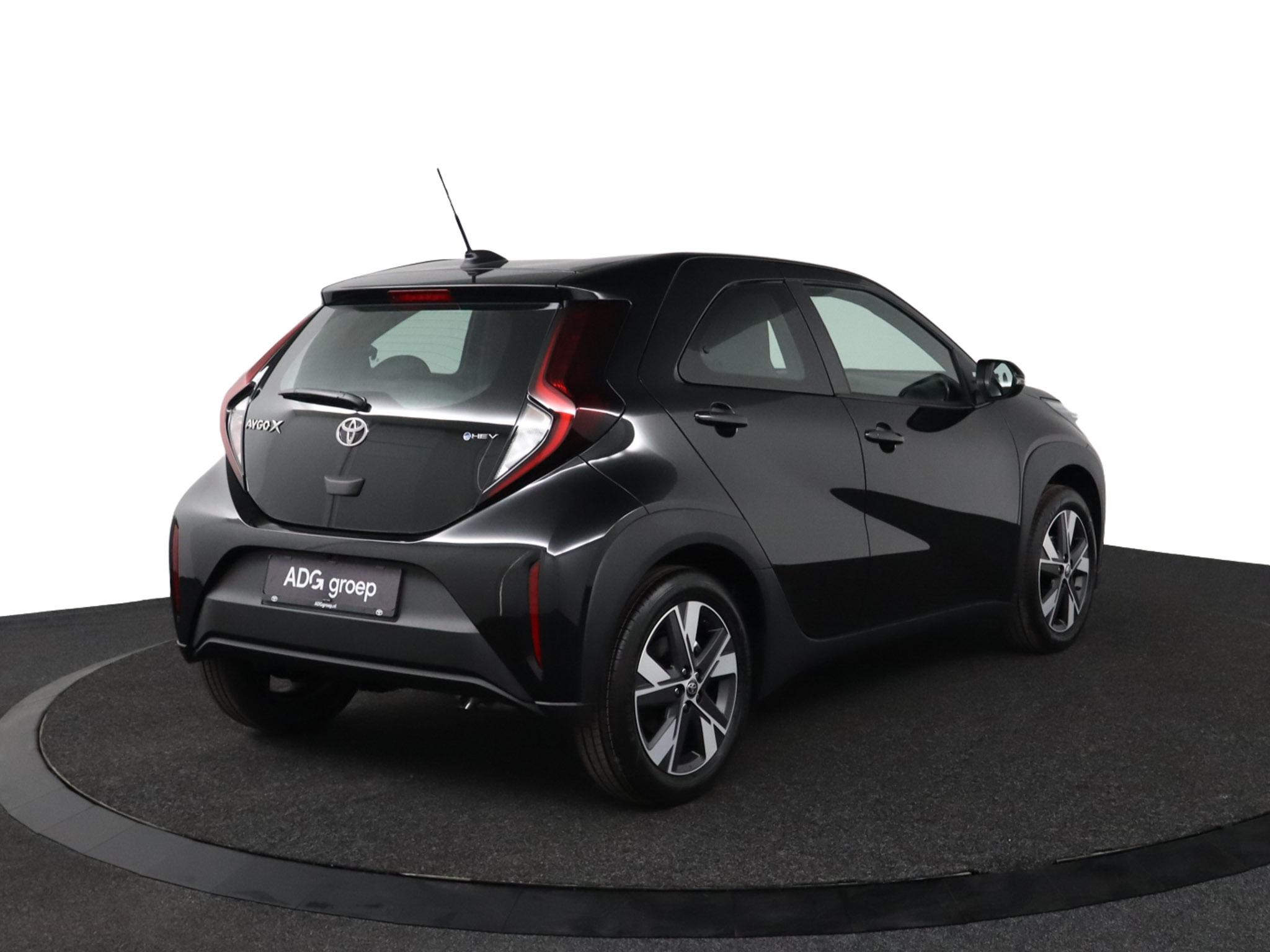 Toyota Aygo X Hybrid 115 play - Afbeelding 2