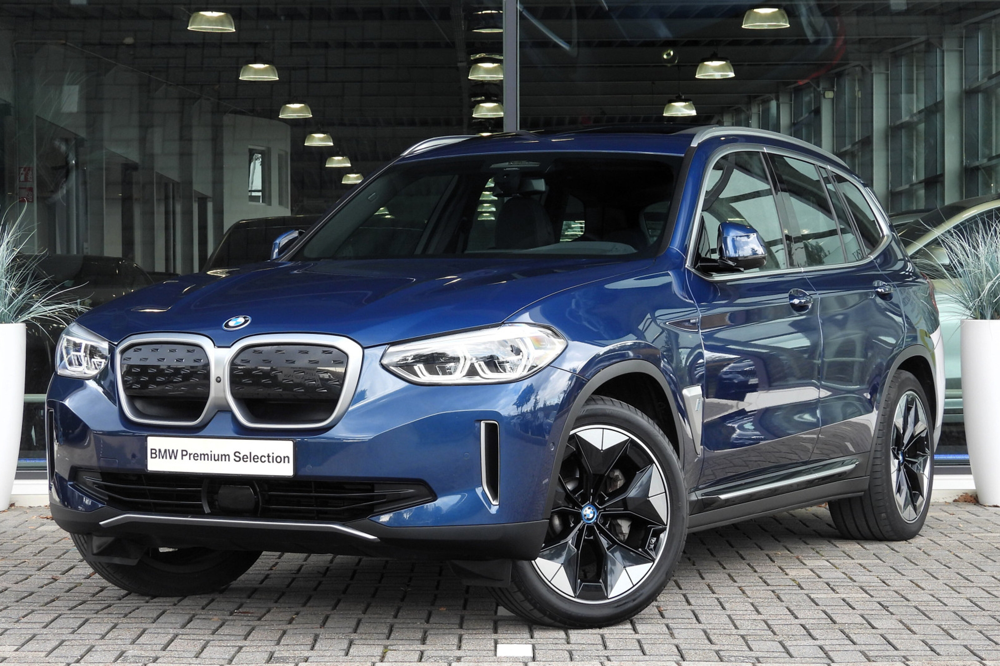 BMW iX3 High Executive
