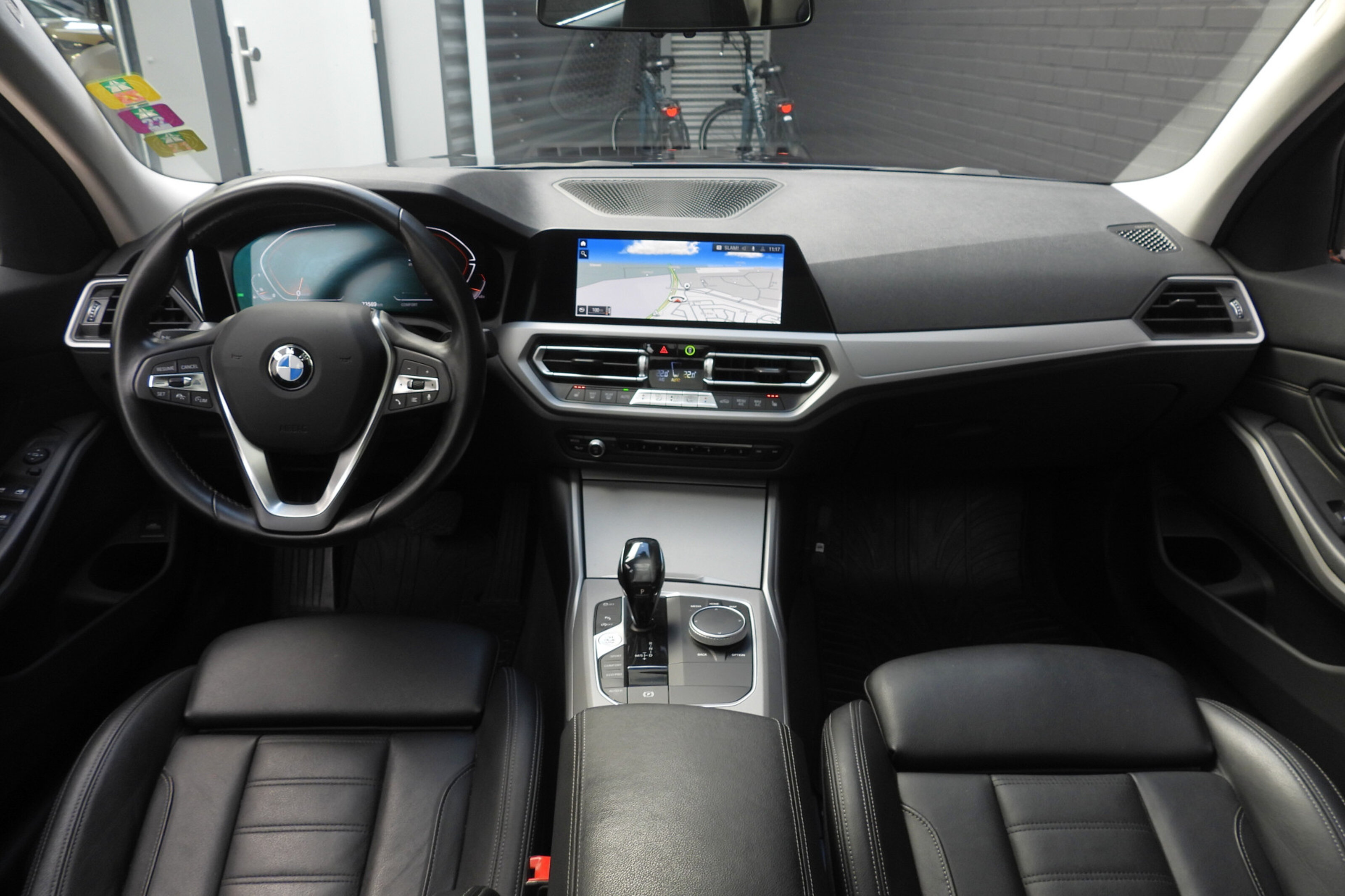 BMW 3 Serie Touring 318i High Executive Automaat