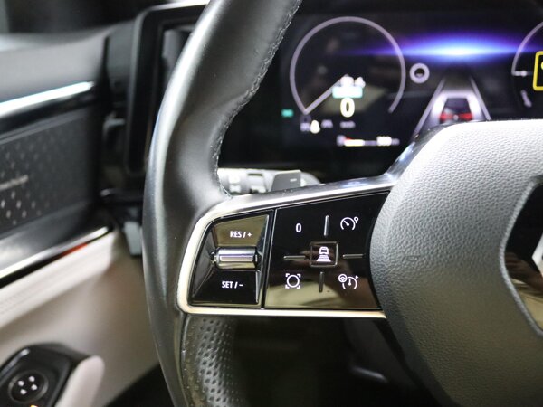 cruise control adaptief met Stop&Go en stuurhulp cruise control adaptief met Stop&Go en stuurhulp