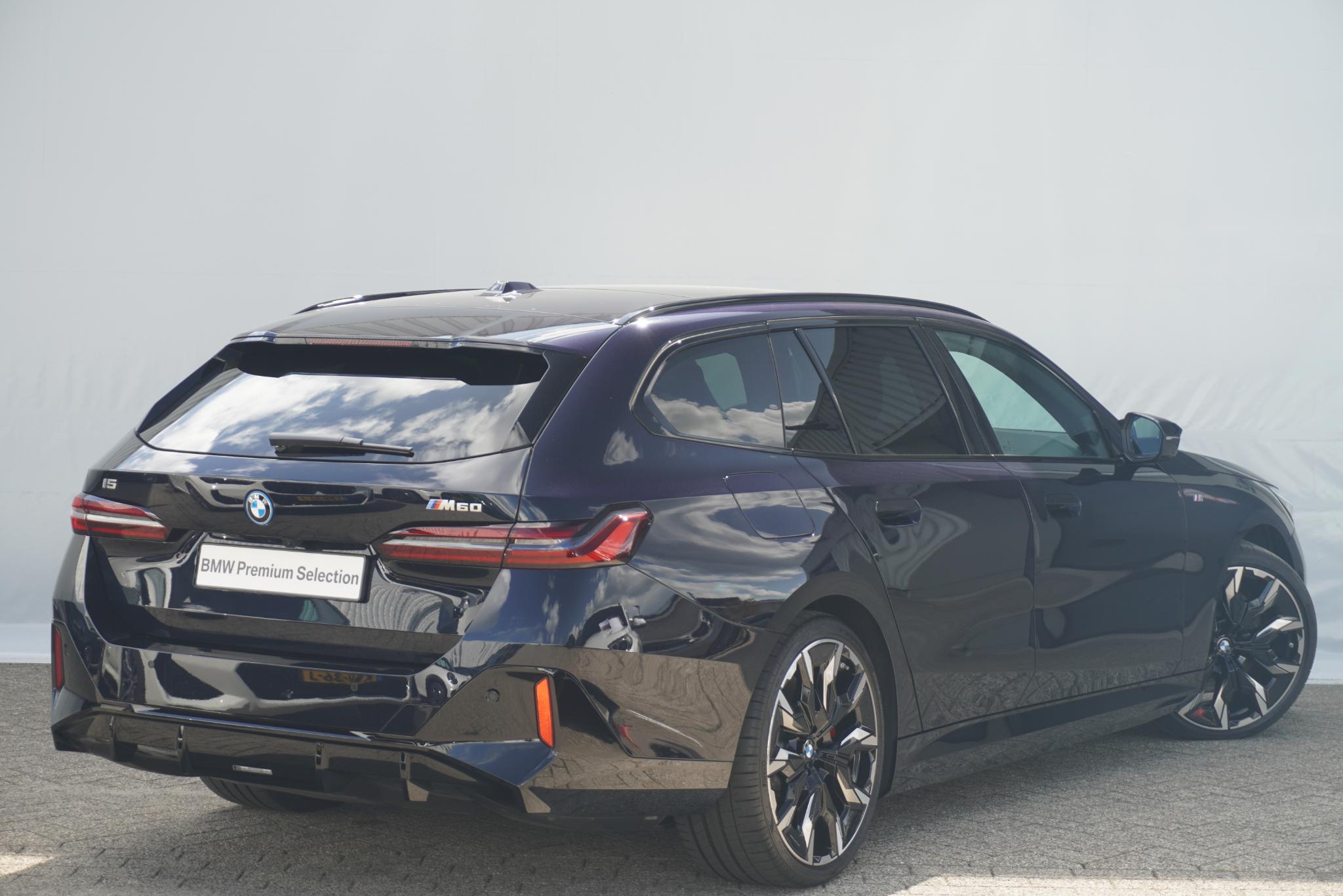 BMW i5 Touring M60 xDrive - Afbeelding 2