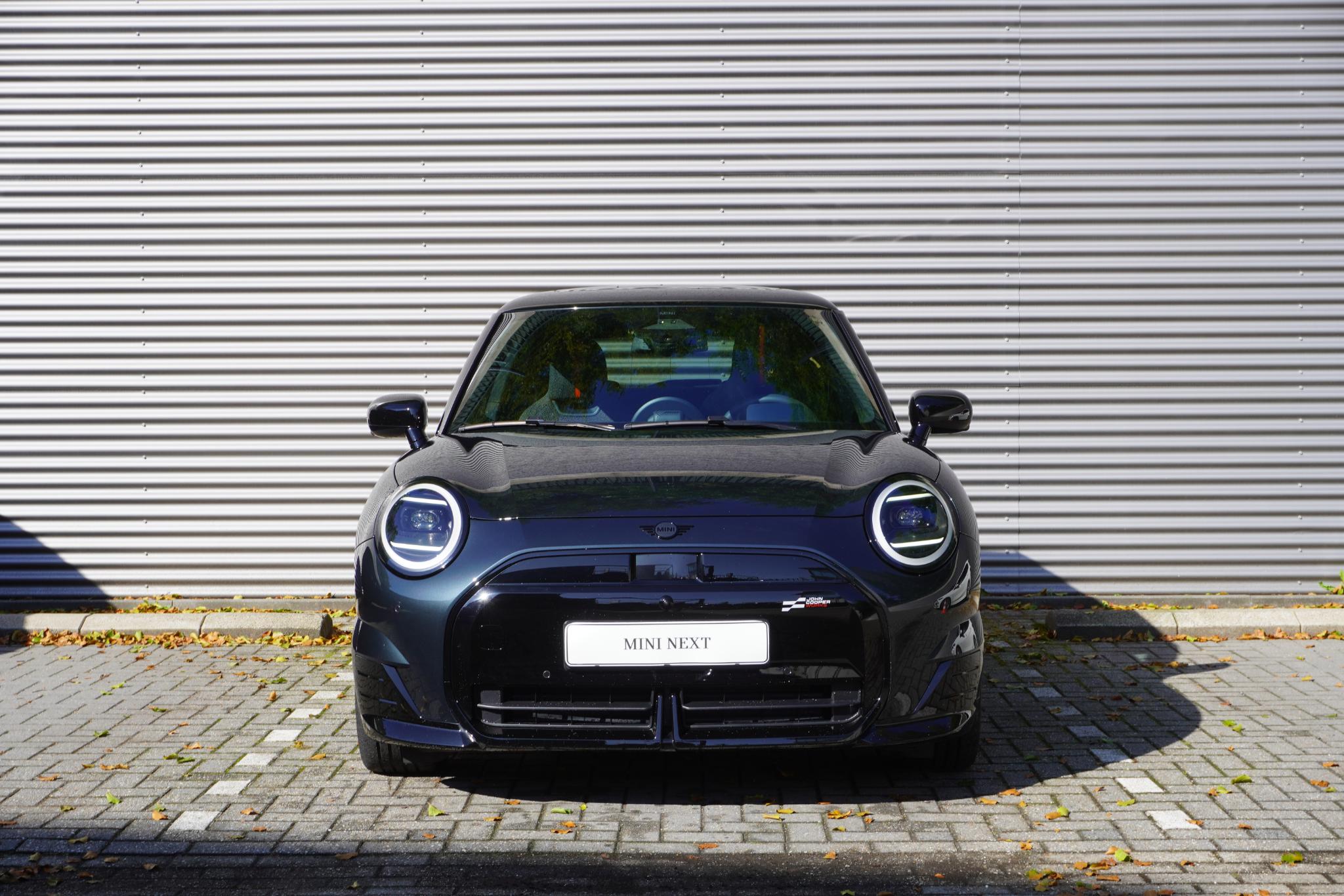 MINI 3-Deurs Cooper E John Cooper Works - Afbeelding 3