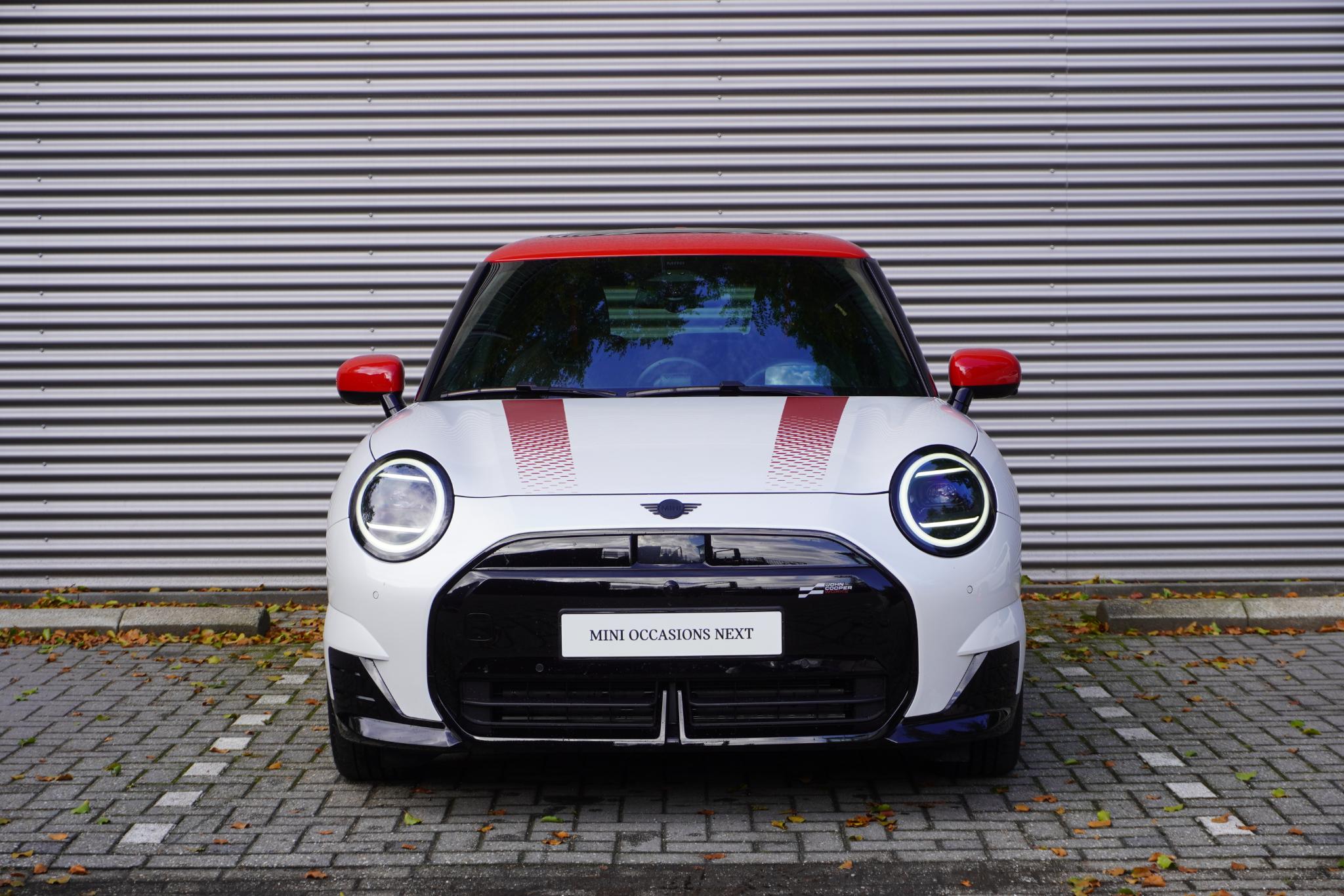 MINI 3-Deurs Cooper E John Cooper Works - Afbeelding 3