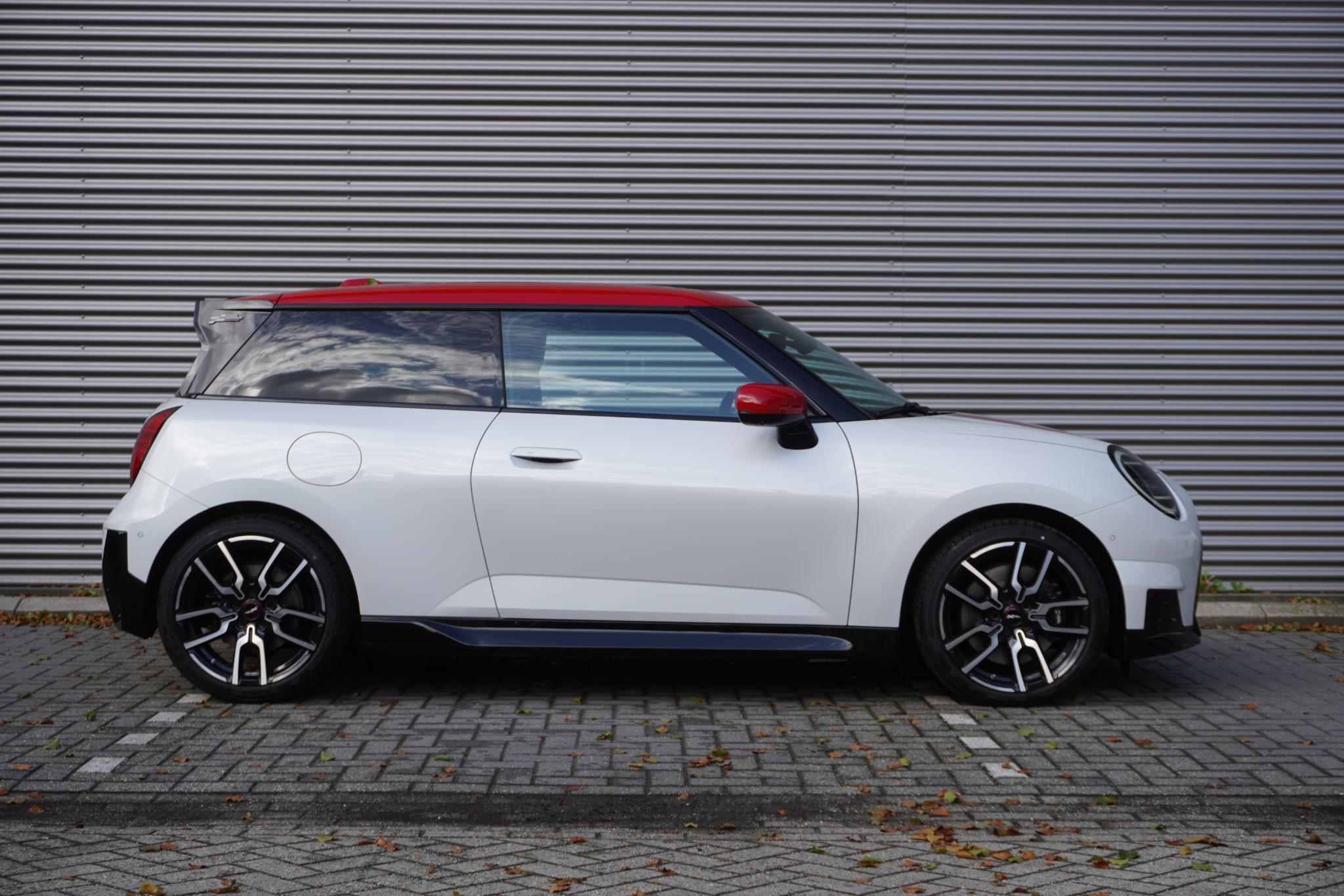 MINI 3-Deurs Cooper E John Cooper Works - Afbeelding 4