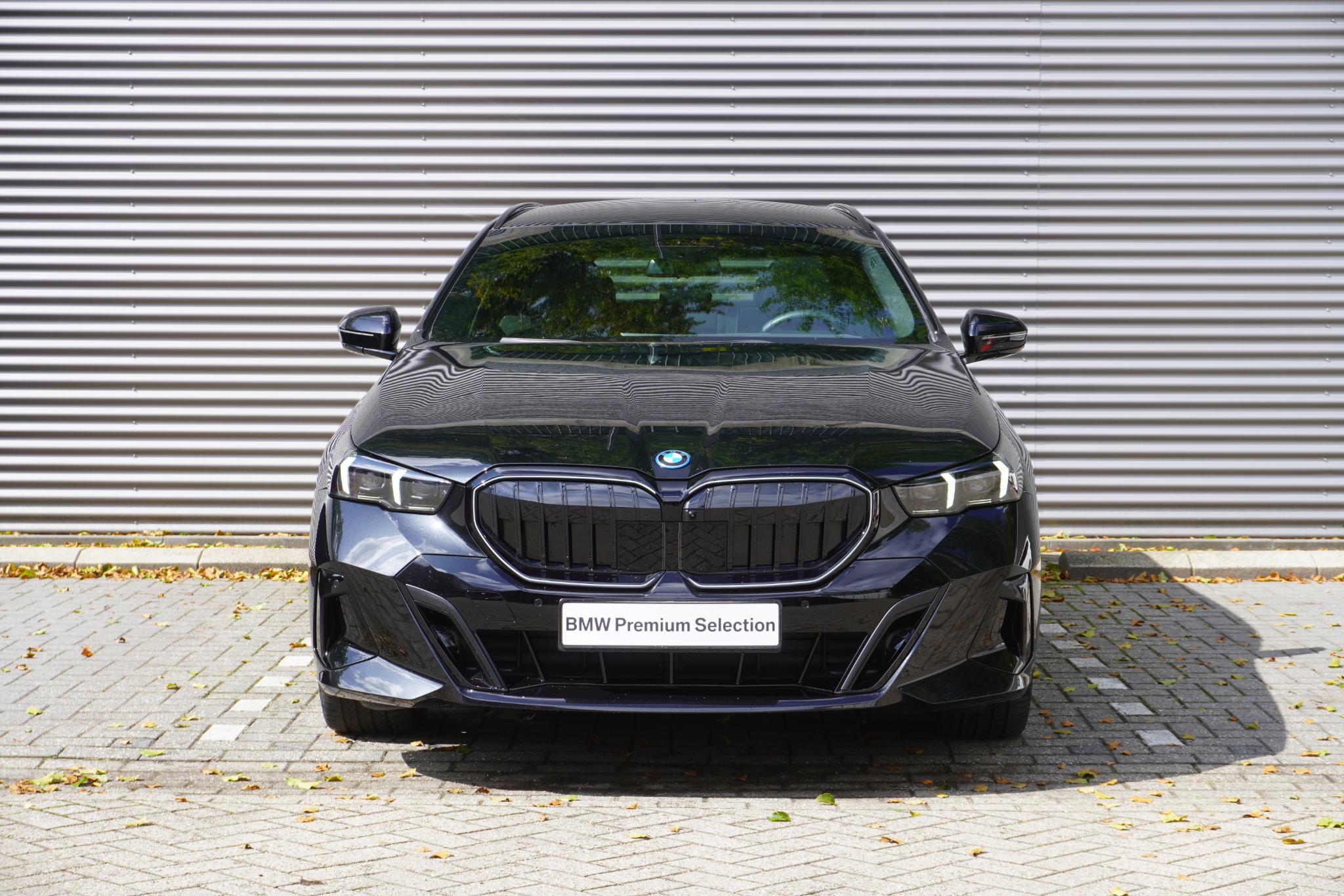 BMW 5 Serie 550e xDrive Touring - Afbeelding 3