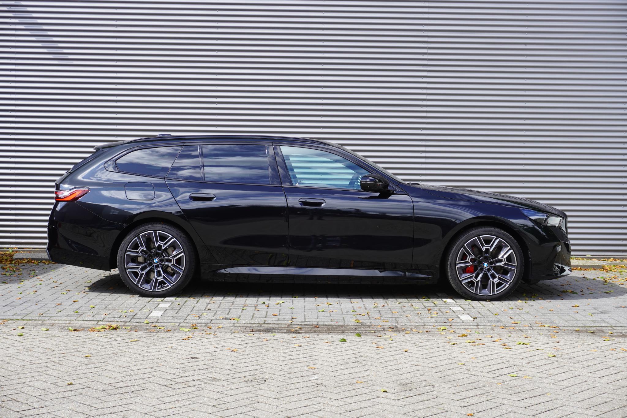 BMW 5 Serie 550e xDrive Touring - Afbeelding 4