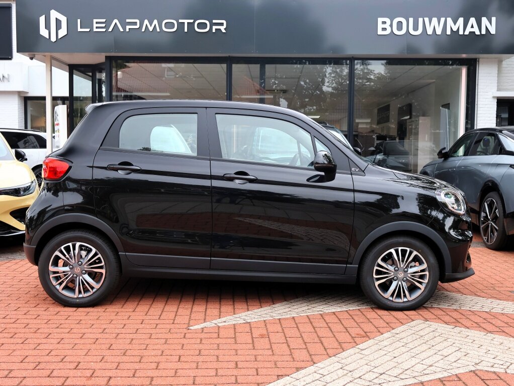 Leapmotor T03 EV 37,3kWh 95PK 5drs. Design NIEUW, Rijklaarprijs | Navigatie | Panoramadak | Camera - Afbeelding 3