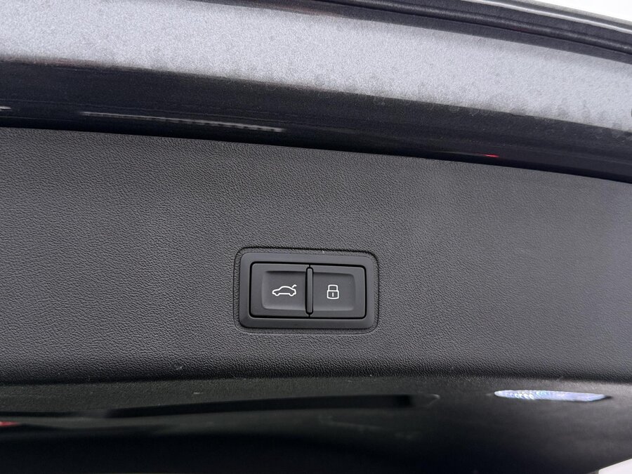 Audi Q3 1.5 e-hybrid S edition