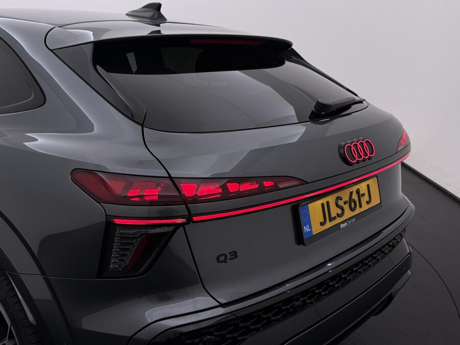 Audi Q3 1.5 e-hybrid S edition