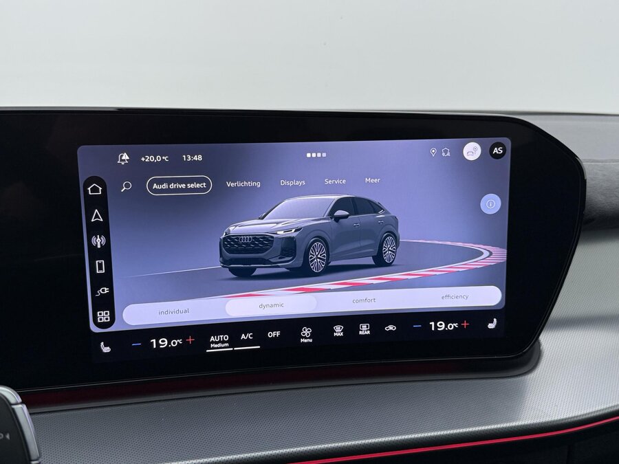 Audi Q3 1.5 e-hybrid S edition