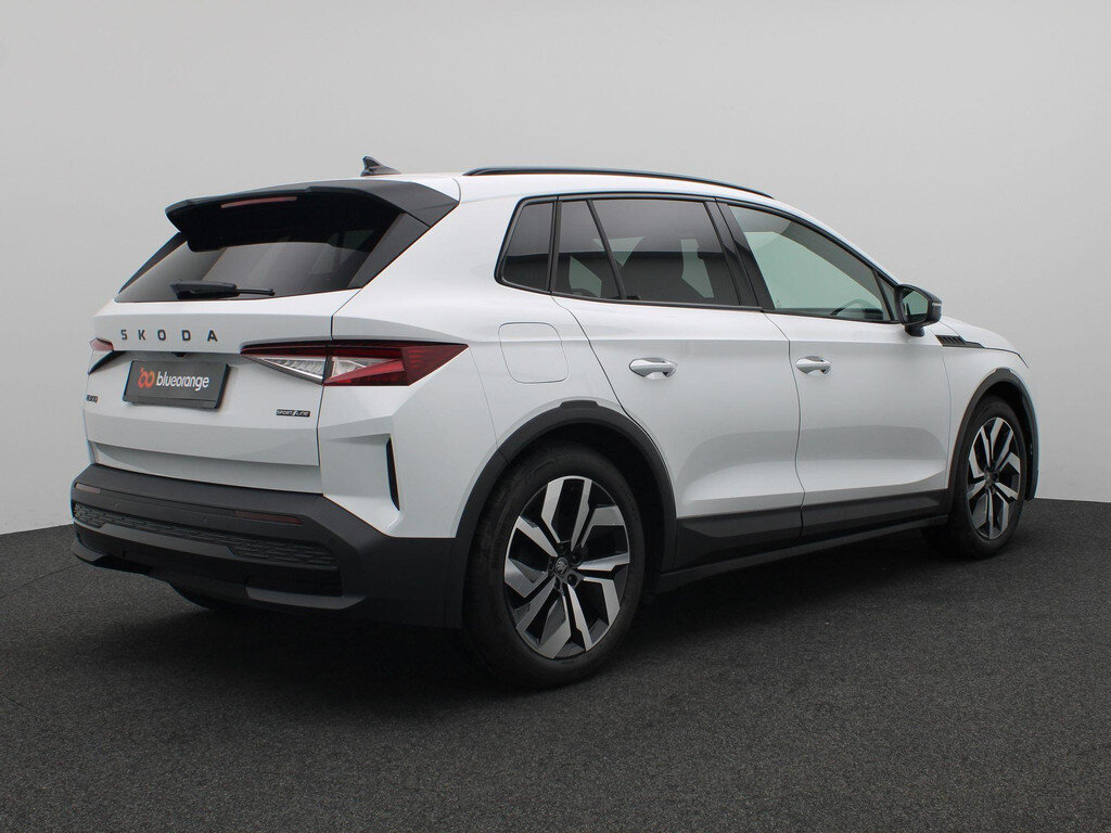 Skoda Elroq 60 Sportline 204PK Aut. SOH 100%, Achteruitrijcamera, Verwarmbare stoelen, Keyless, Matrix LED koplampen, Parkeersensoren, 20'' LM Velgen - Obraz 4