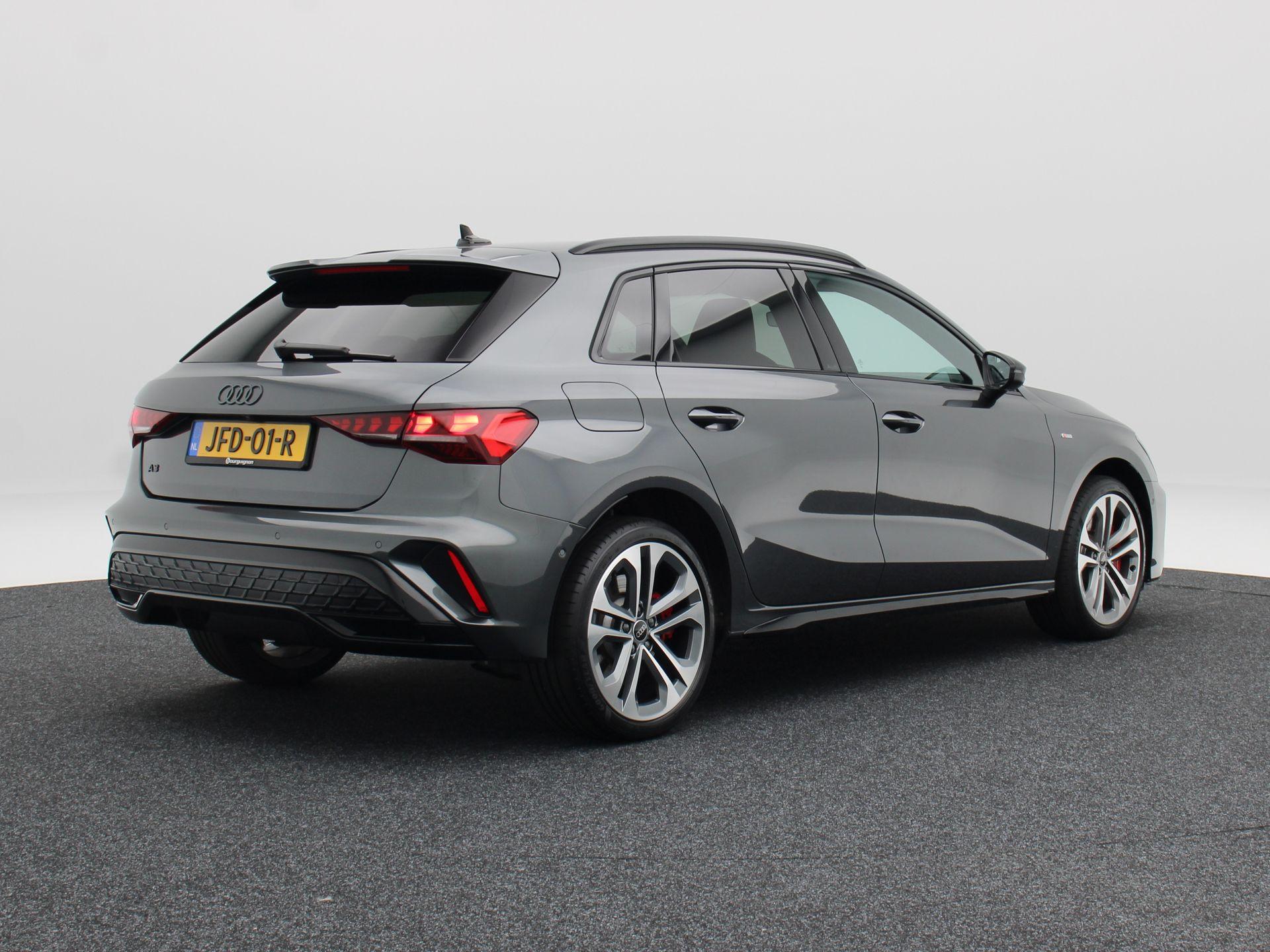 Audi A3 Sportback 45 TFSi e 272 Pk S-line Competition - Afbeelding 2