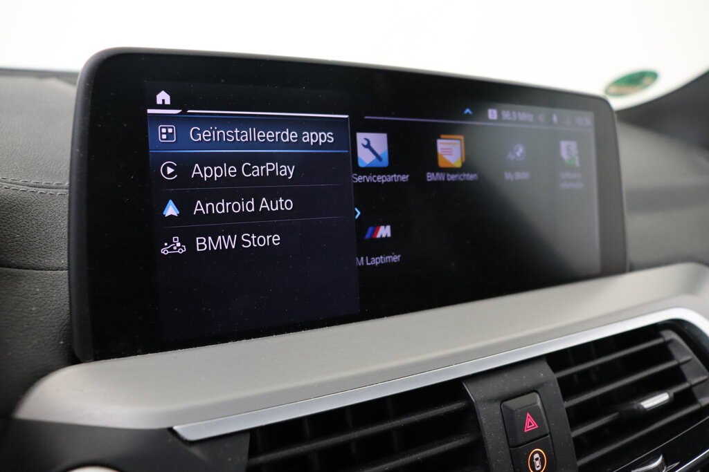BMW iX3 48