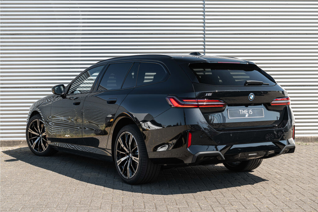 BMW i5 10