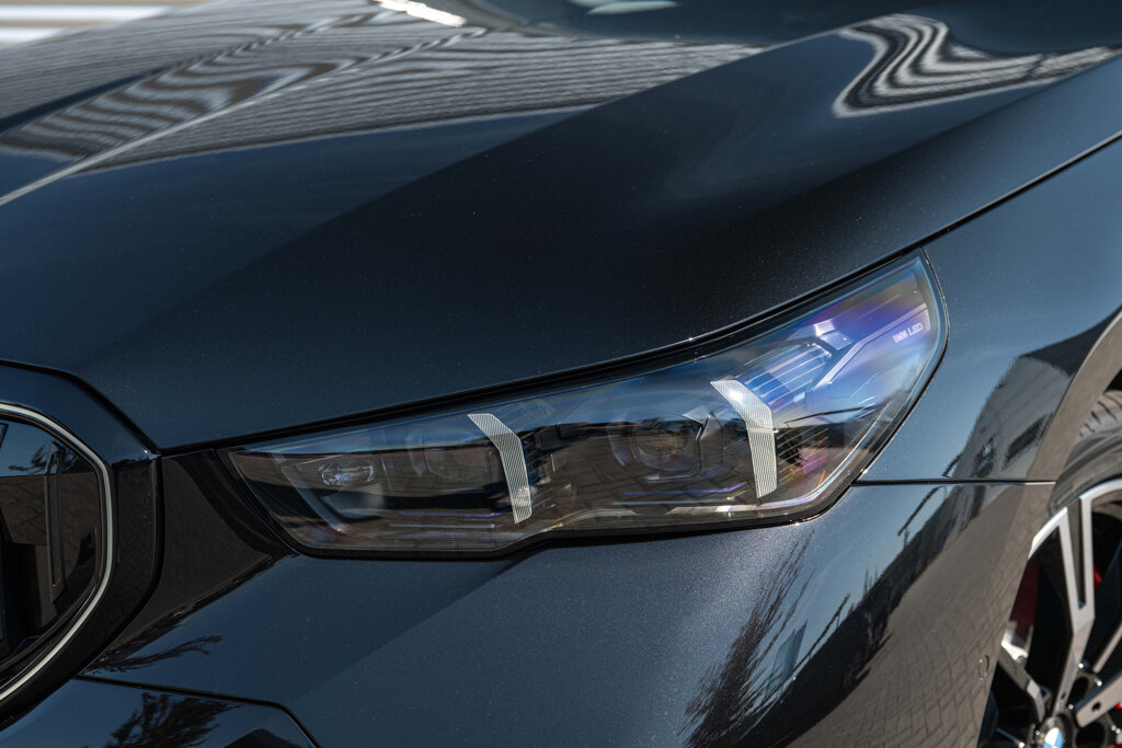 BMW i5 19