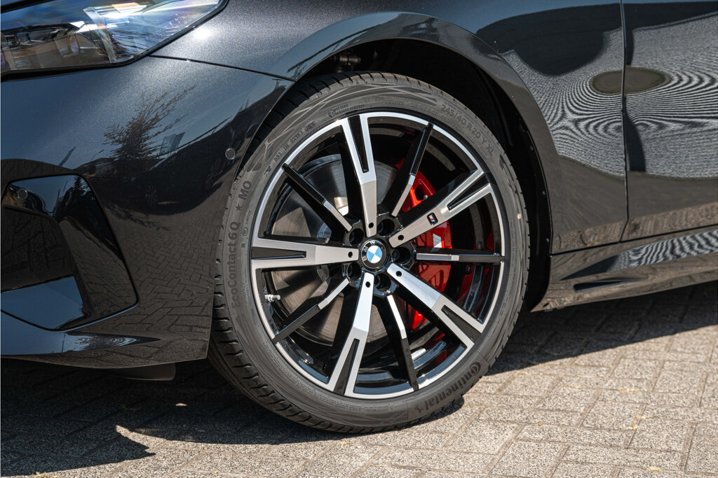 BMW i5 20