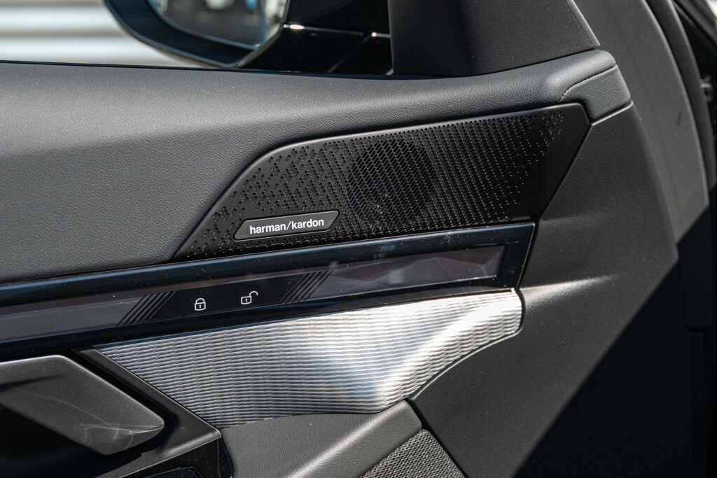 BMW i5 31
