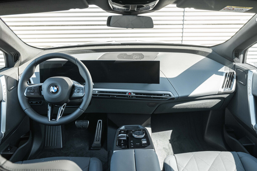 BMW iX 5