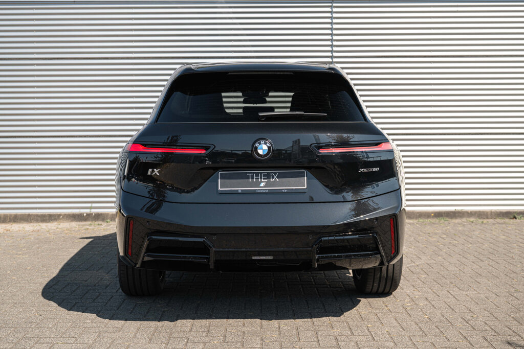 BMW iX 24