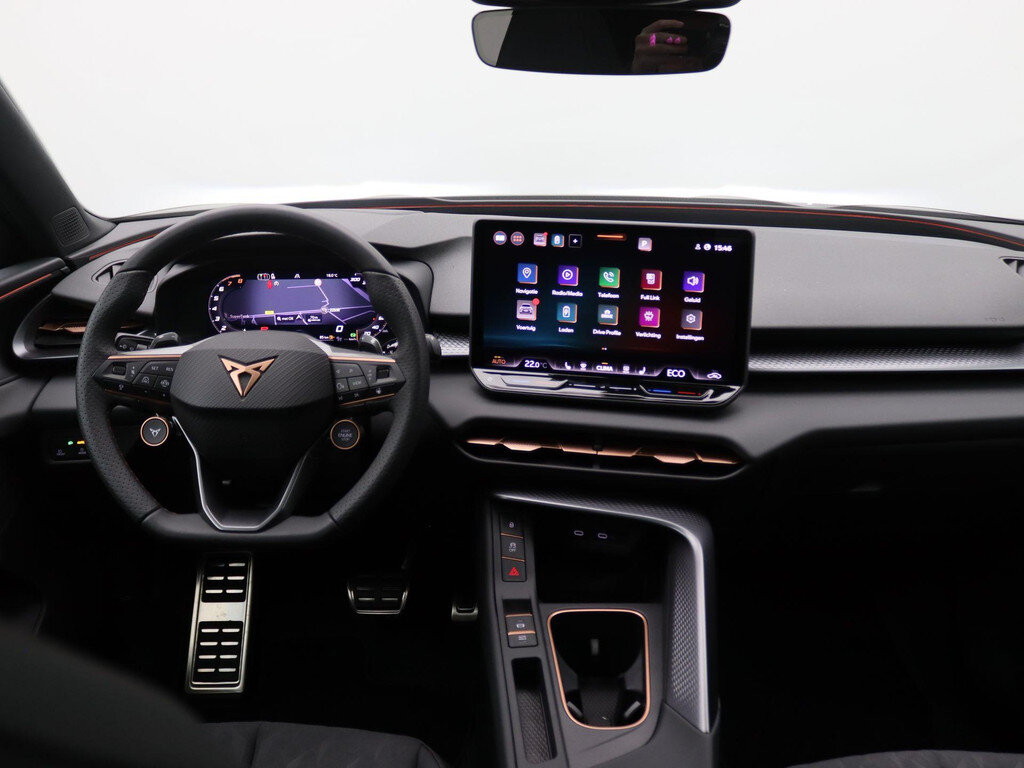 CUPRA Terramar 1.5 TSI e-Hybrid VZ Performance DSG Panoramadak, Trekhaak, 20" LM Velgen, Keyless, Matrix-LED Verlichting, Sennheiser Audio, 360gr. Camera - Obraz 5