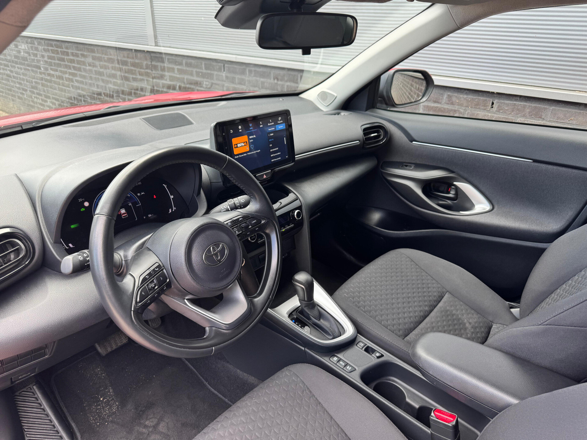 Toyota Yaris Cross 1.5 Hybrid 115 Active - Afbeelding 4