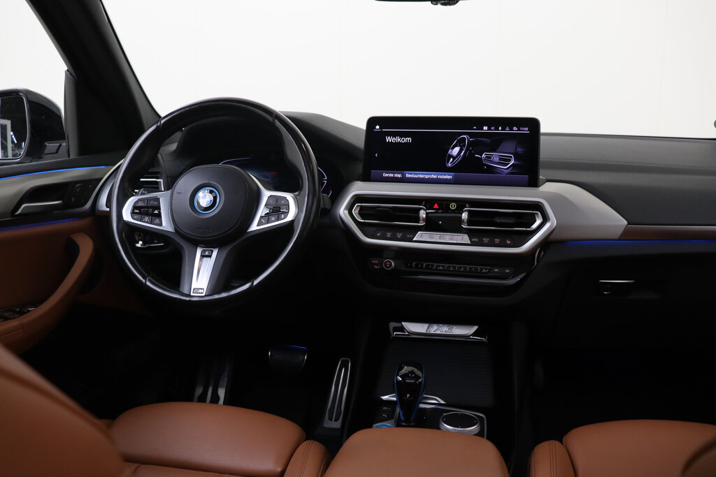 BMW iX3 22