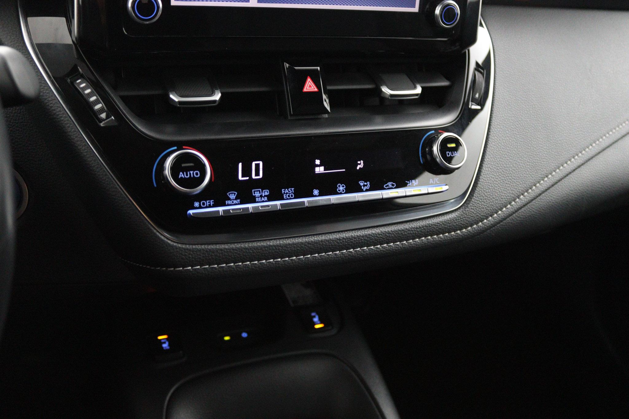 Toyota Corolla Touring Sports 1.8 Hybrid Dynamic - Afbeelding 2