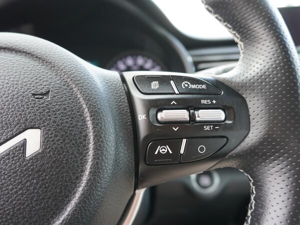 cruise control adaptief en stuurhulp cruise control adaptief en stuurhulp