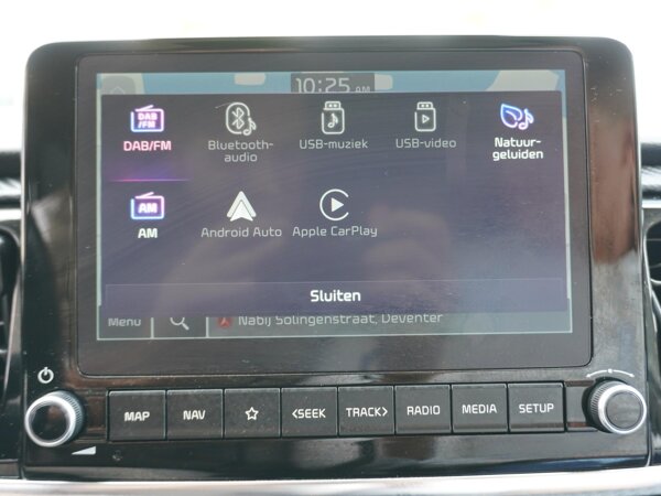 Apple Carplay/Android Auto Apple Carplay/Android Auto