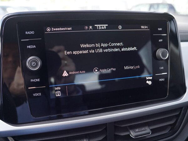Apple Carplay/Android Auto