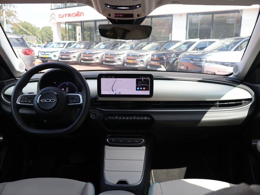 Fiat 600 Mild Hybrid Turbo Charged 145PK Automaat La Prima, Rijklaarprijs | Navigatie | Camera | Lichtmetalen wielen - Afbeelding 5