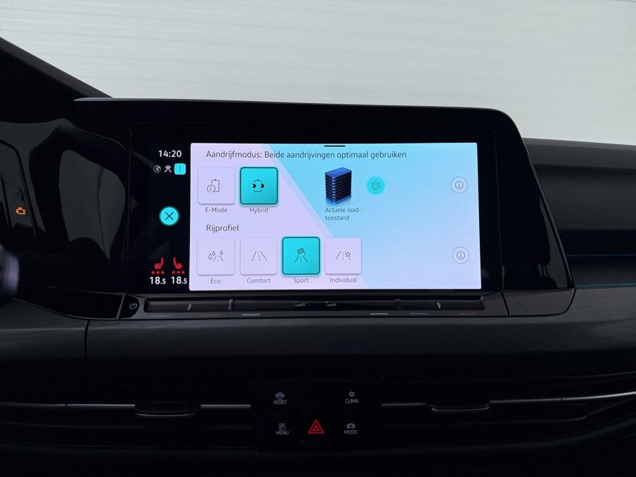 Volkswagen Golf 1.4 eHybrid Style