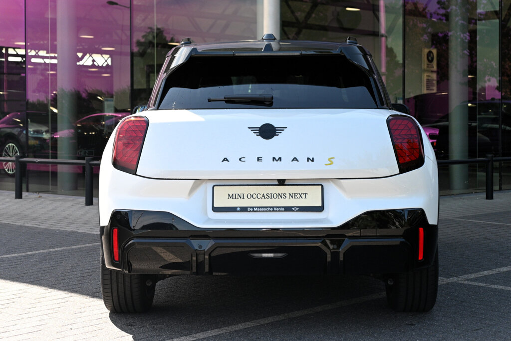 MINI Aceman 9