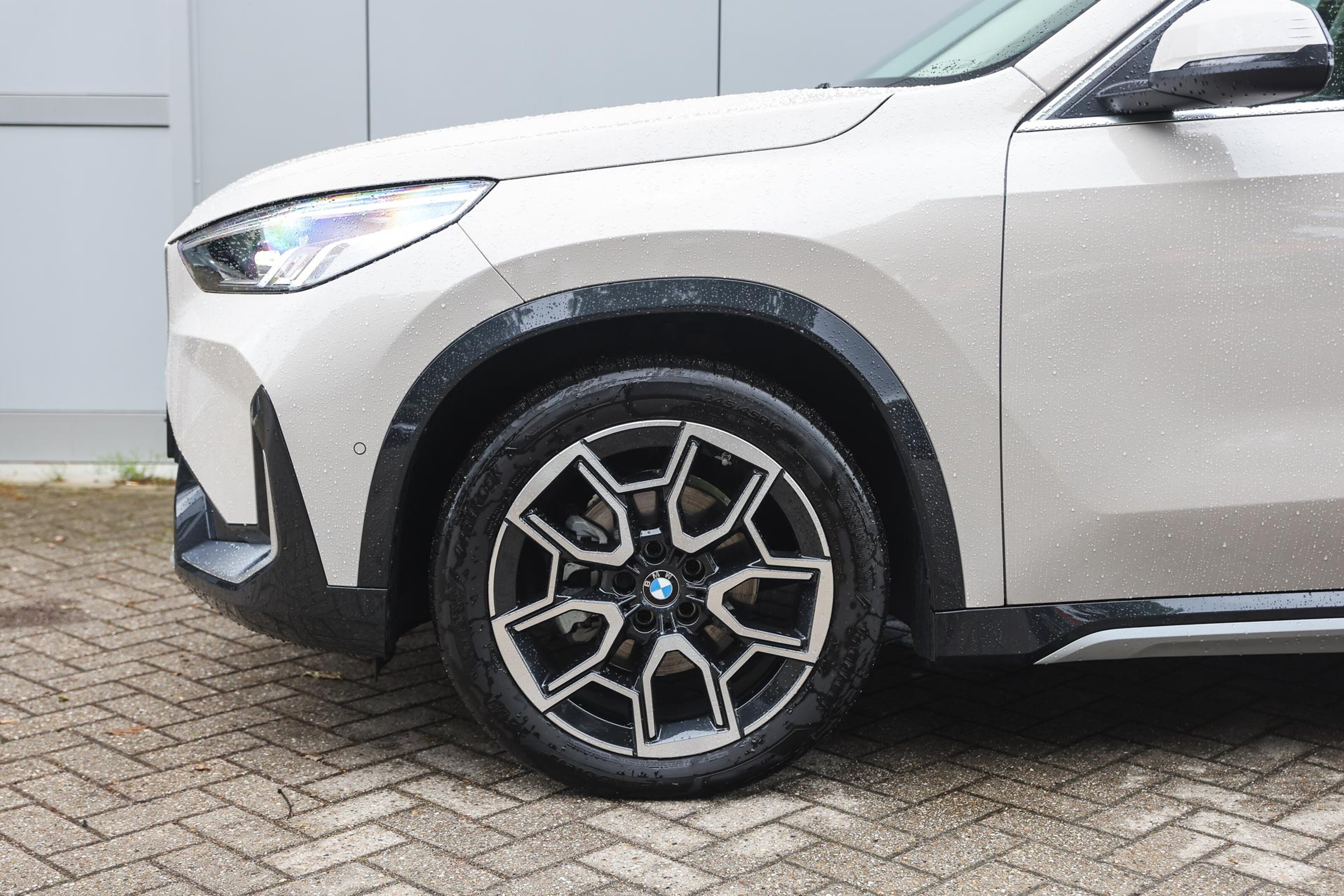 BMW iX1 eDrive20 xLine