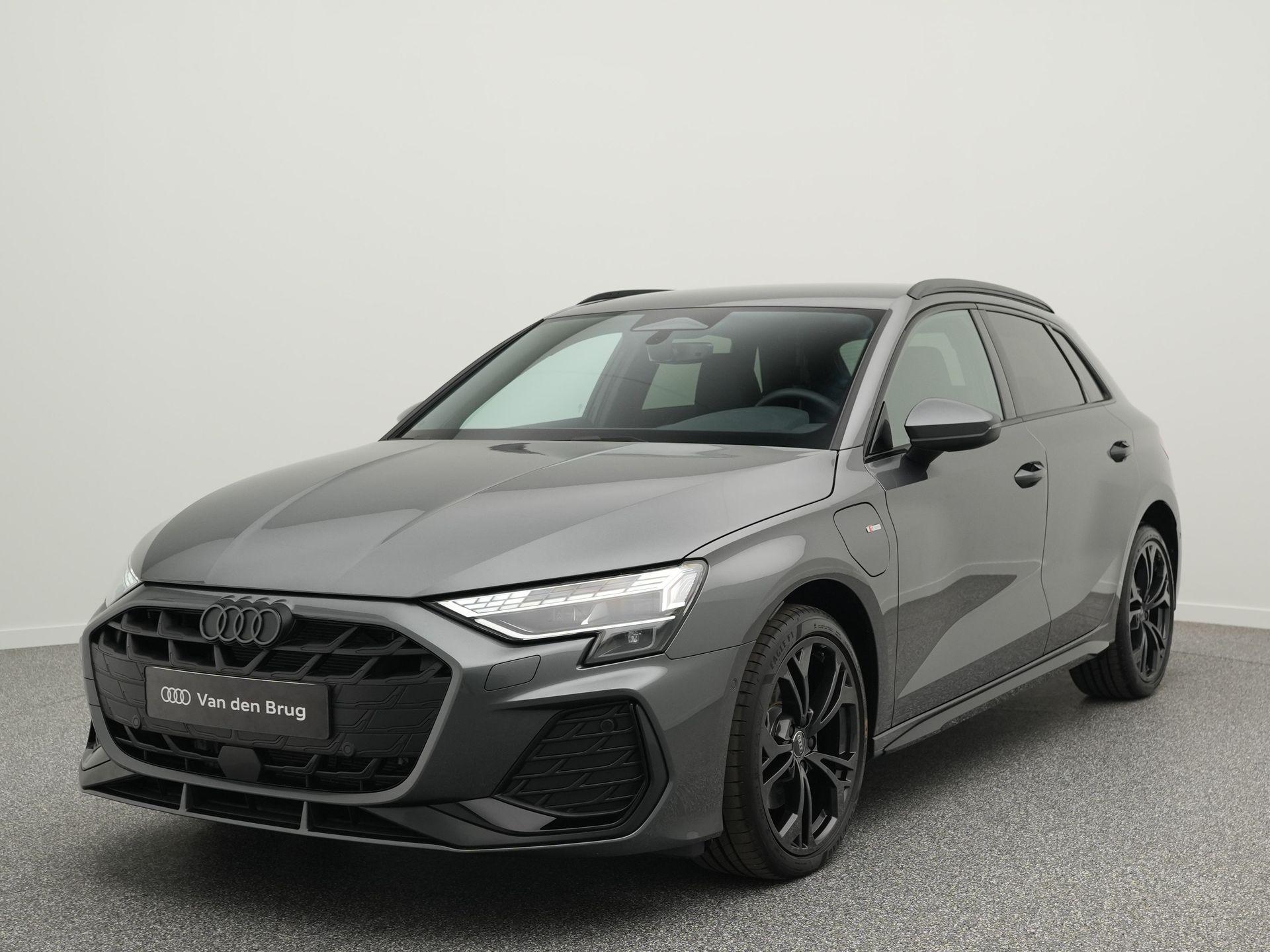 Audi A3 Sportback S-line Competion 1.5 e-hybrid 272pk