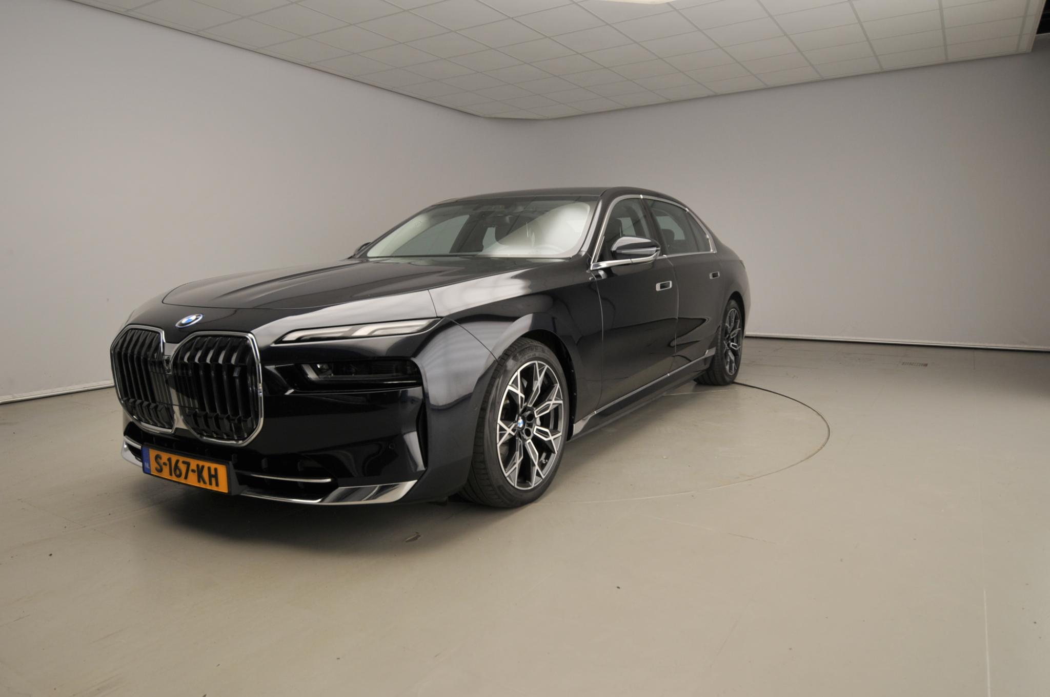 BMW i7 xDrive60 106 kWh