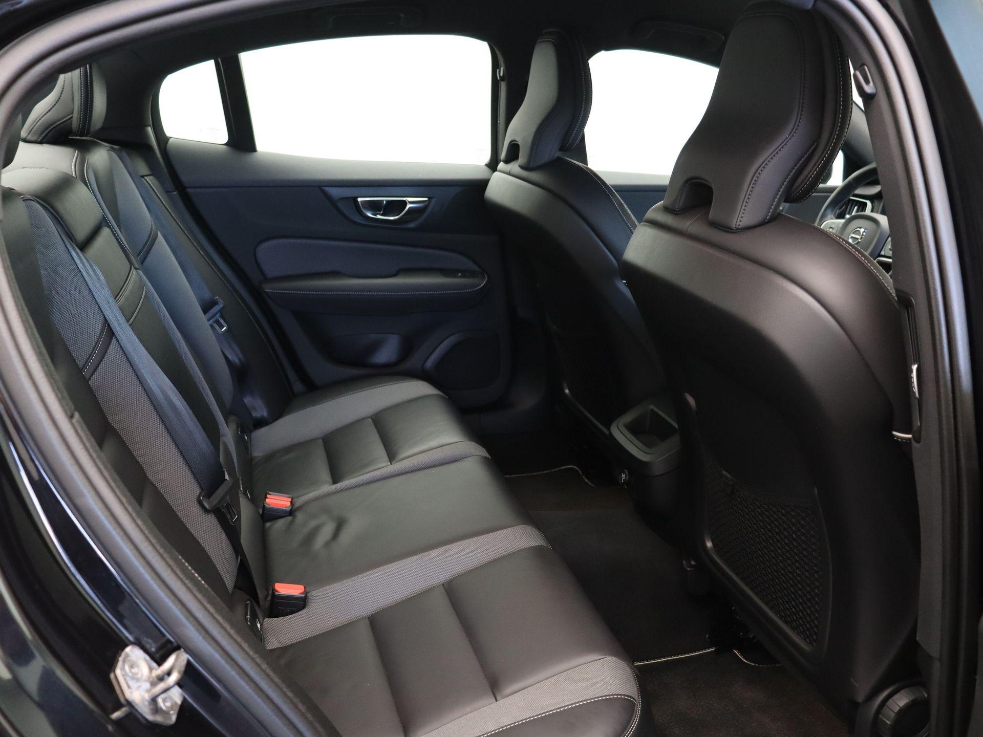Volvo S60 2.0 T4 R-Design - Afbeelding 8