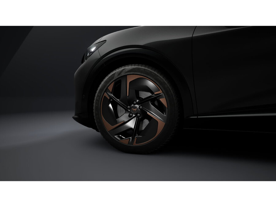 CUPRA Tavascan Adrenaline